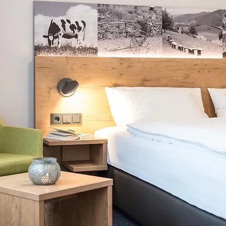 מלון Restaurant Sonne 3*