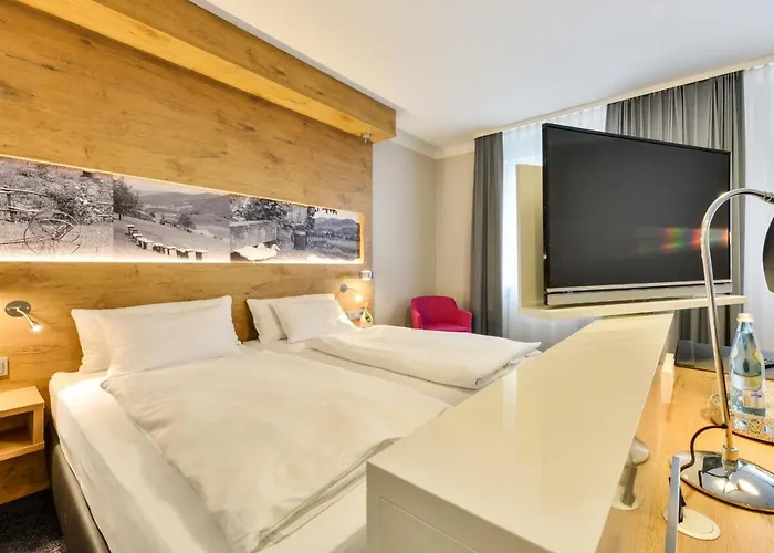 Restaurant Sonne מלון