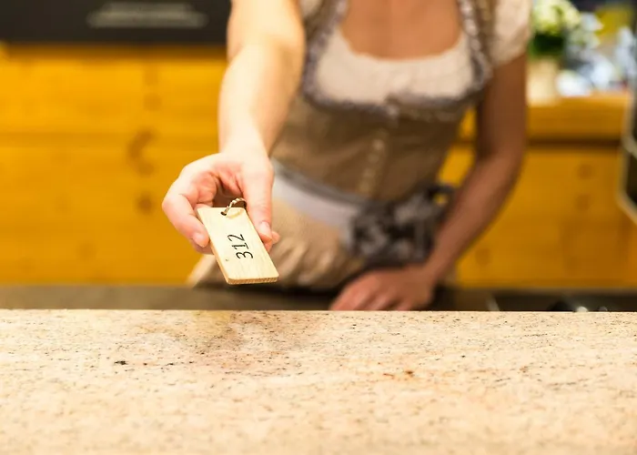 מלון Restaurant Sonne גנגנבאך